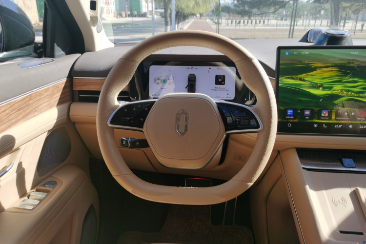 鸿蒙智行 问界M7 2024款 1.5T 后驱Plus版 5座中控内饰13