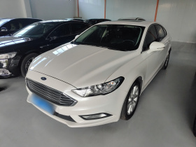 福特 蒙迪欧 2017款 改款 EcoBoost 180 时尚型