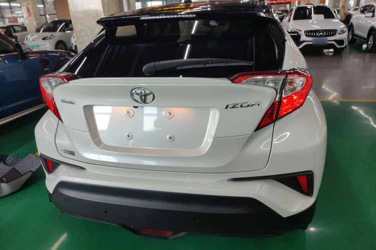 丰田 奕泽IZOA 2018款 2.0L 奕驰版 国V车身外观6