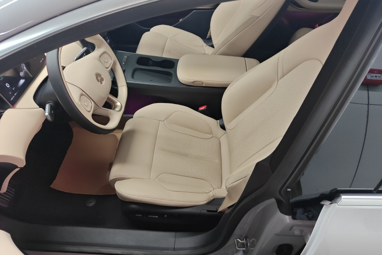 蔚来ET5T 2023款 75kWh Touring局部细节19