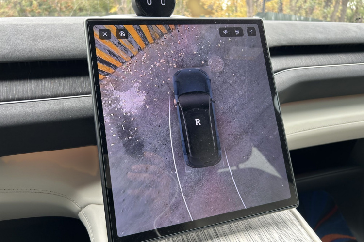 蔚来ES7 2022款 100kWh 首发版中控内饰7012