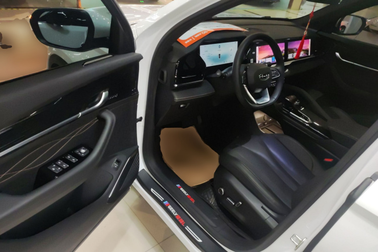 吉利汽车 星越L 2024款 2.0TD DCT EVO两驱长风版中控内饰20