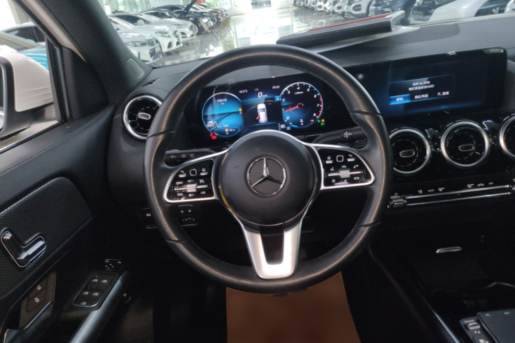 奔驰GLA 2020款 GLA 180局部细节13