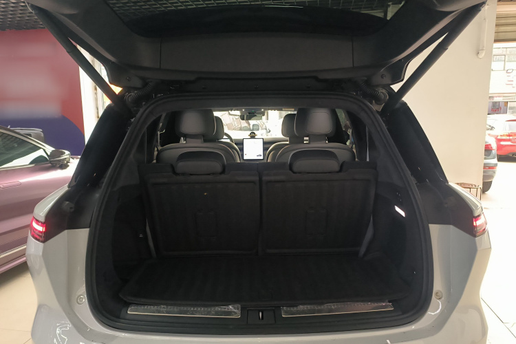 蔚来ES8 2023款 75kWh机舱底盘23