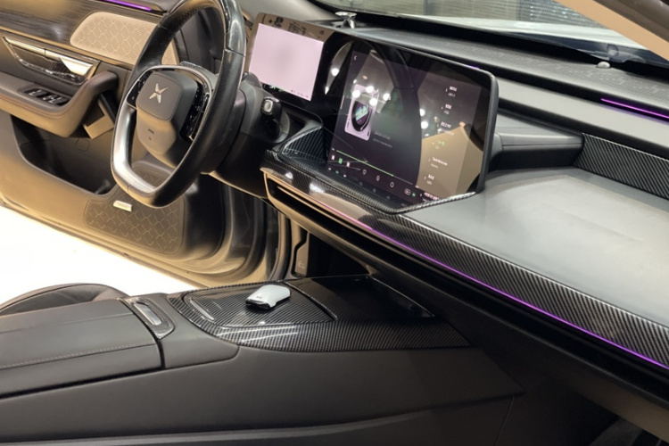 小鹏P7 2022款 586G局部细节16