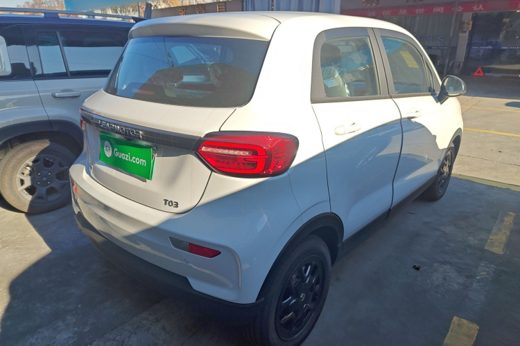 零跑汽车 零跑T03 2025款 310舒享版车身外观7