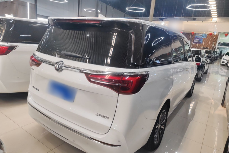 别克GL8 2020款 ES陆尊 653T 豪华型车身外观7