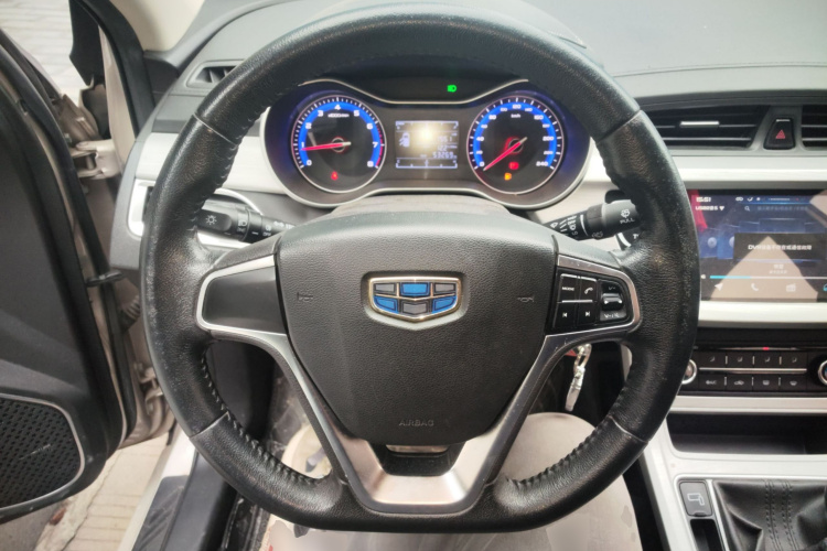 吉利汽车 远景 2018款 1.5L 手动幸福版中控内饰13