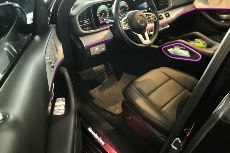 奔驰GLE轿跑 2020款 GLE 450 4MATIC 轿跑SUV 时尚型中控内饰20