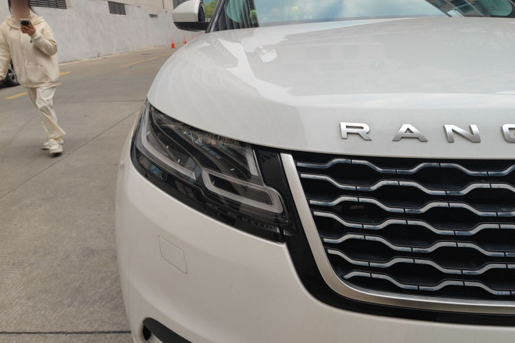 路虎 揽胜星脉 2017款 P250 S车身外观8