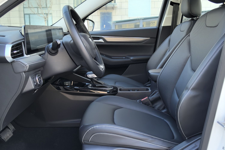 福特 福睿斯 2021款 1.5L 自动钻石版局部细节19