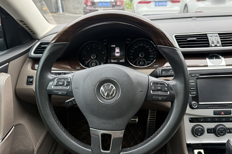 大众 迈腾 2015款 1.8TSI 尊贵型车身外观6009