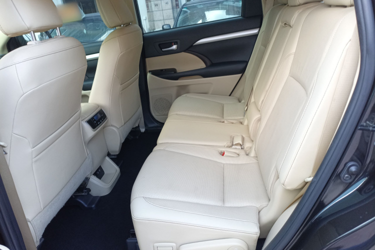 丰田 汉兰达 2021款 2.0T 四驱豪华版 7座中控内饰21