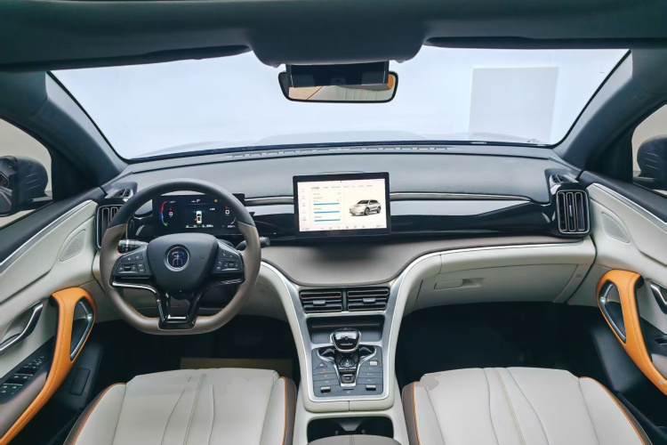 比亚迪 宋Pro新能源 2023款 冠军版 DM-i 71KM领先型中控内饰12