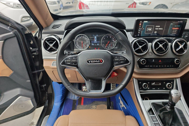 野马汽车 野马T80 2017款 1.5T 手动炫动版中控内饰13