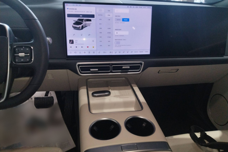 理想汽车 理想L7 2024款 Ultra局部细节16