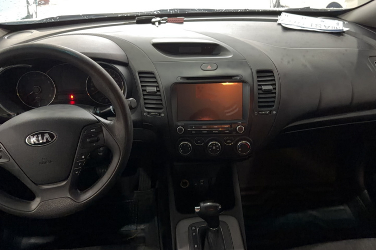 起亚K3 2015款 1.6L 自动GL中控内饰7003