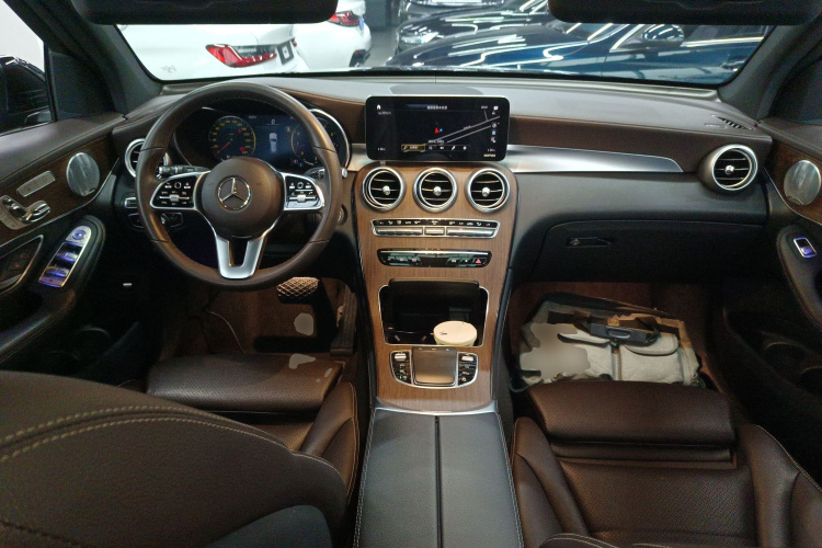 奔驰GLC 2021款 GLC 300 L 4MATIC 动感型中控内饰7002