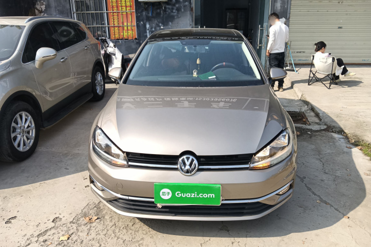 大众 高尔夫 2018款 1.6L 自动舒适型车身外观2