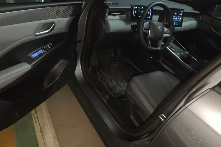 比亚迪 秦PLUS 2025款 EV 智驾版 510KM进取型中控内饰20