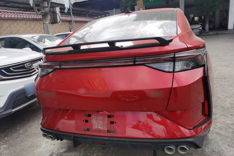 东风风神 奕炫 2021款 230T 自动追影骑士版车身外观6