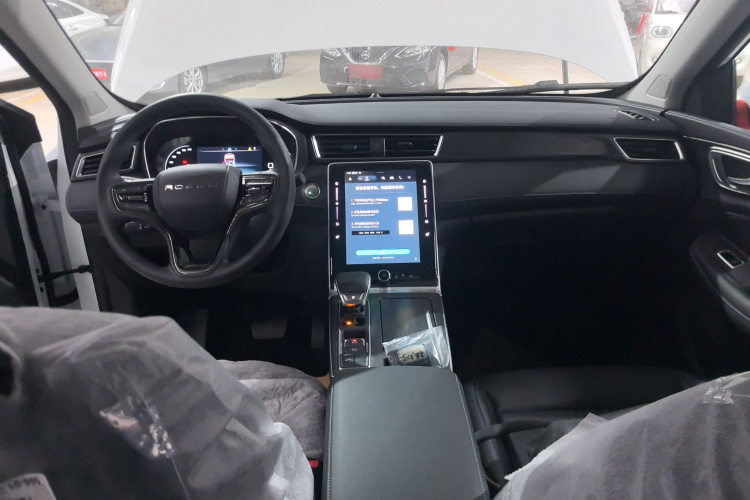 荣威RX5 2025款 PLUS 330TGI 自动领潮智惠版中控内饰12