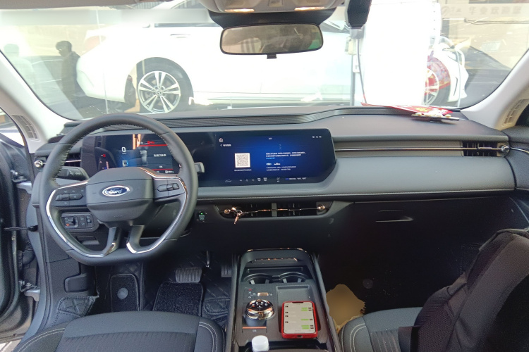 福特 蒙迪欧 2022款 改款 EcoBoost 245 时尚型中控内饰12