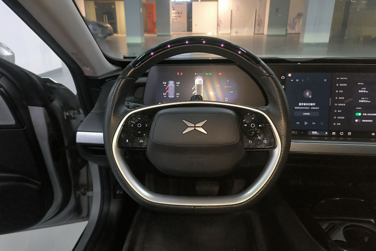 小鹏P7 2022款 480E中控内饰13