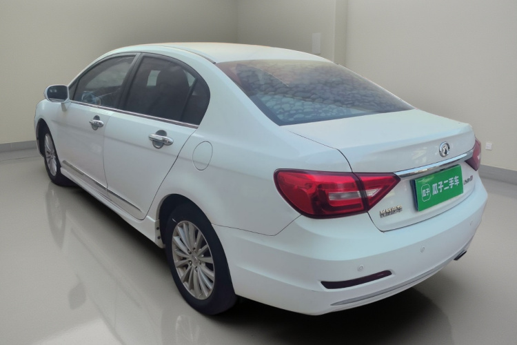 长城C50 2014款 升级版 1.5T 手动时尚型车身外观5