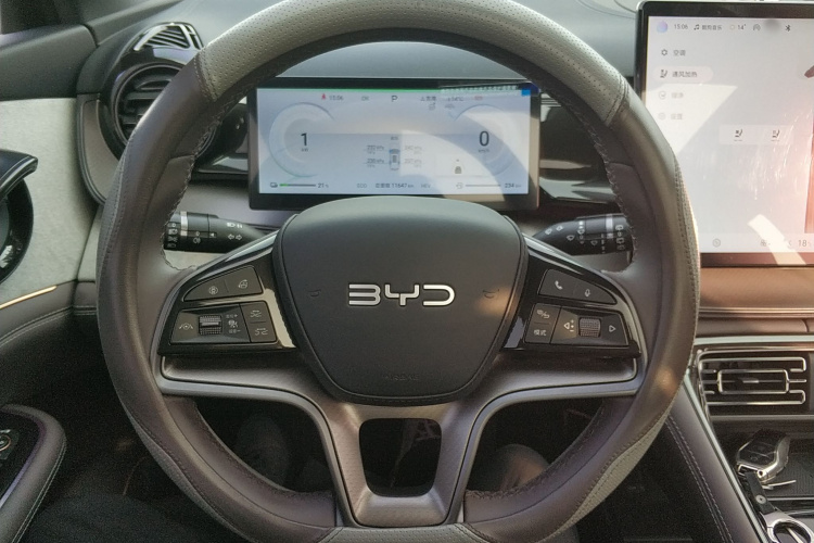 比亚迪 护卫舰07 2024款 荣耀版 DM-i 100KM 豪华型局部细节13