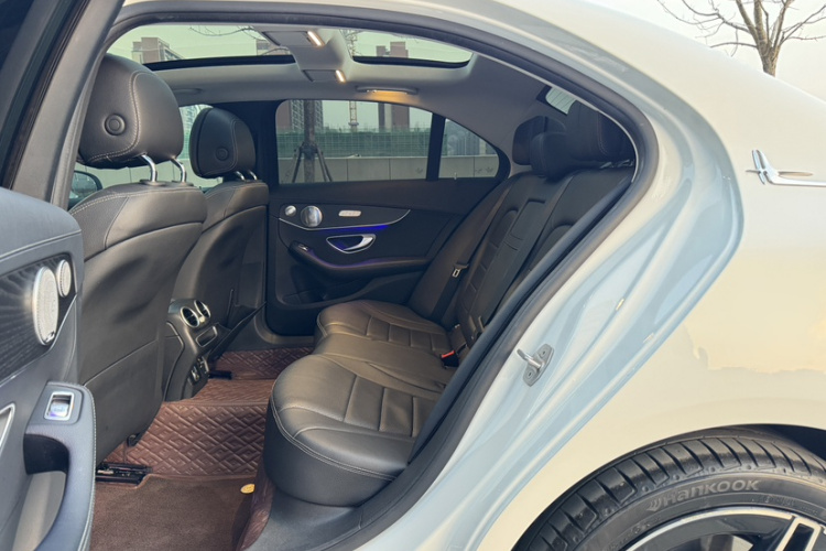 奔驰C级 2021款 C 260 L 运动星耀臻藏版中控内饰7012