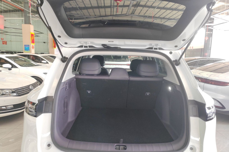 零跑汽车 零跑B10 2025款 510舒享版机舱底盘23