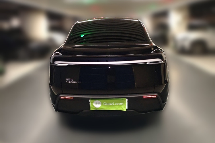 特斯拉 Model Y 2025款 长续航全轮驱动版车身外观6