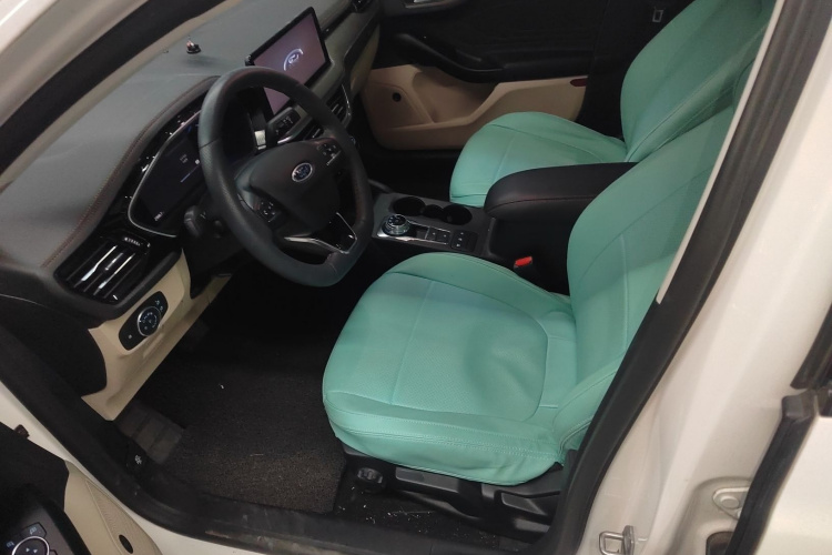 福特 福克斯 2021款 三厢 EcoBoost 180 自动锋潮型中控内饰19