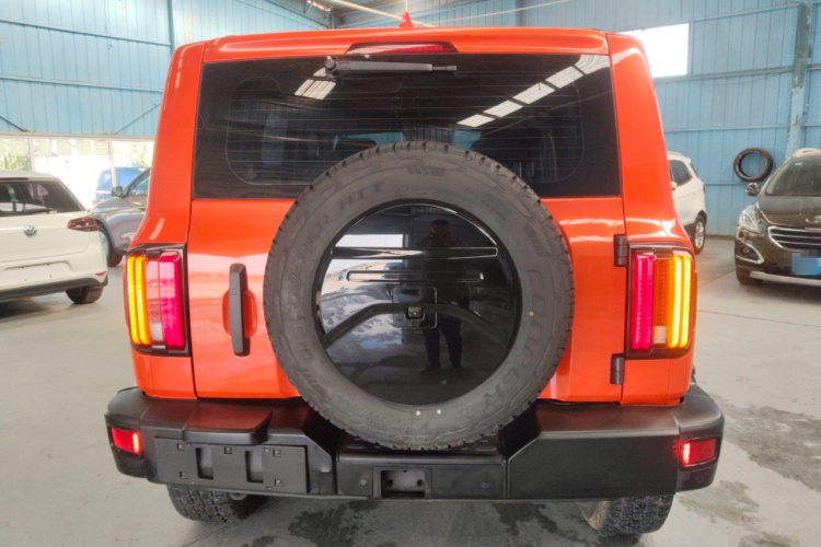 坦克300 2021款 越野版 2.0T 征服者车身外观6004