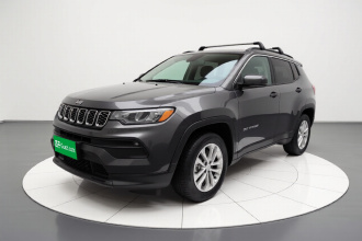 Jeep 指南者 2021款 220T 自动精英版