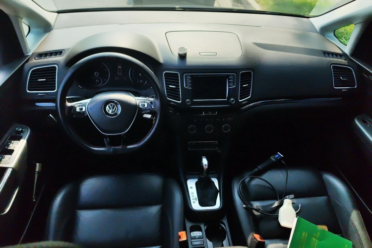 大众 夏朗 2018款 380TSI 尊享型 7座中控内饰7002