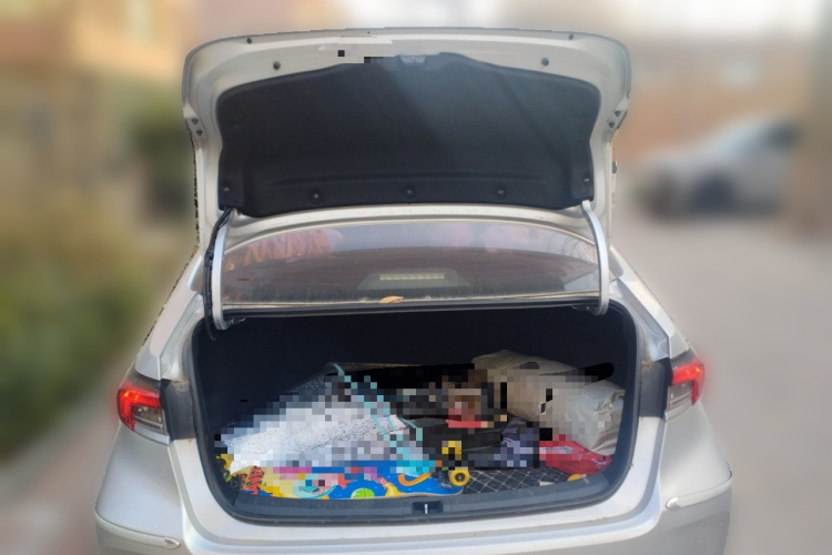 丰田 卡罗拉 2021款 1.2T S-CVT 先锋版中控内饰23