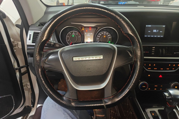 猎豹汽车 猎豹CS10 2016款 2.0T 自动领先型局部细节13