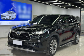 丰田 汉兰达 2024款 2.5L智能电混双擎四驱尊贵版 7座