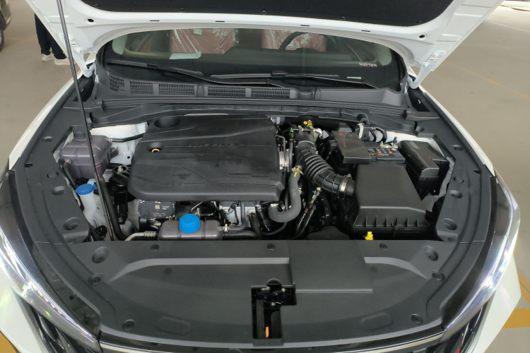 长安 逸动 2025款 PLUS 1.4T 双离合高能版机舱底盘24