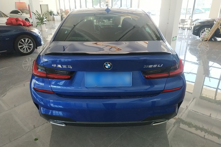 宝马3系 2022款 325Li M运动套装车身外观6