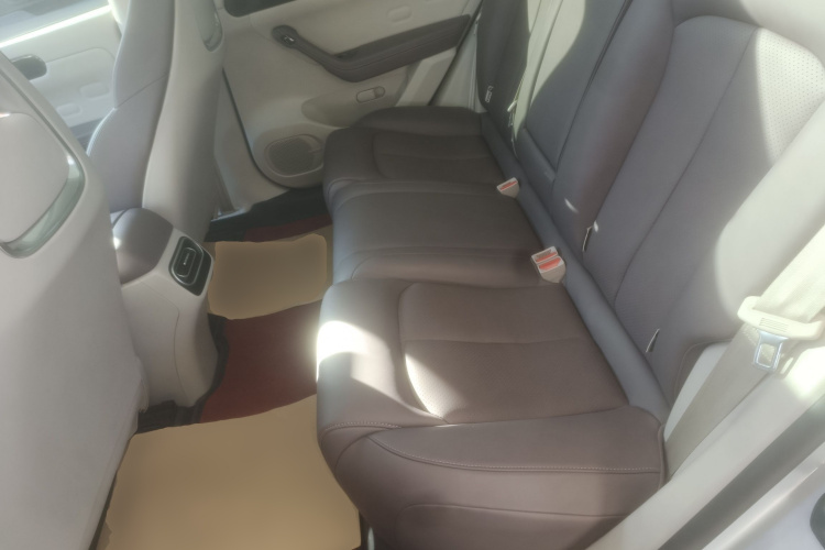 零跑汽车 零跑C11 2023款 增程 285舒享版中控内饰21