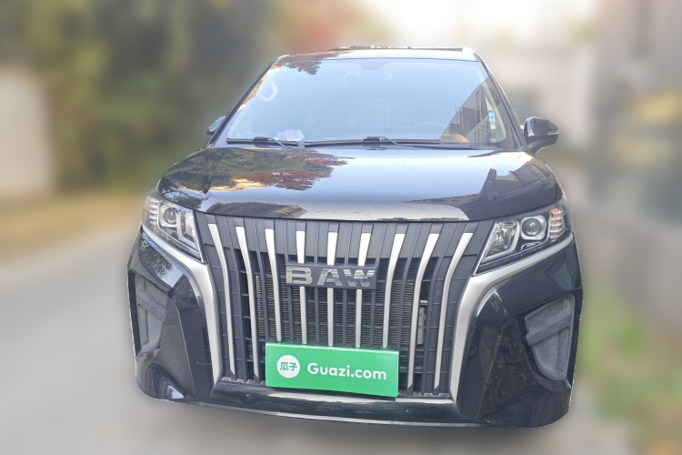 BAW北汽制造 锐胜王牌M7 2023款 2.0L 长轴创富型 7座车身外观6001