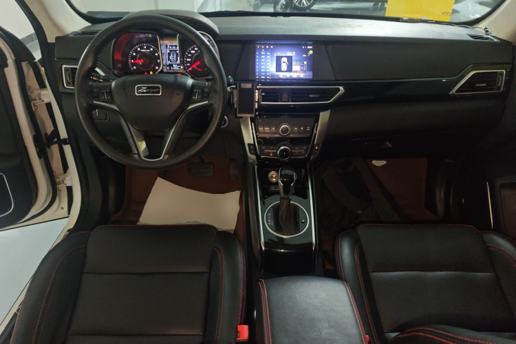 众泰 大迈X5 2015款 1.5T CVT知县型 国V中控内饰7002