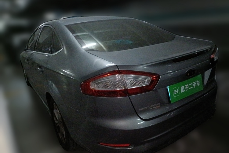福特 蒙迪欧-致胜 2011款 2.0L GTDi240豪华运动型车身外观6003
