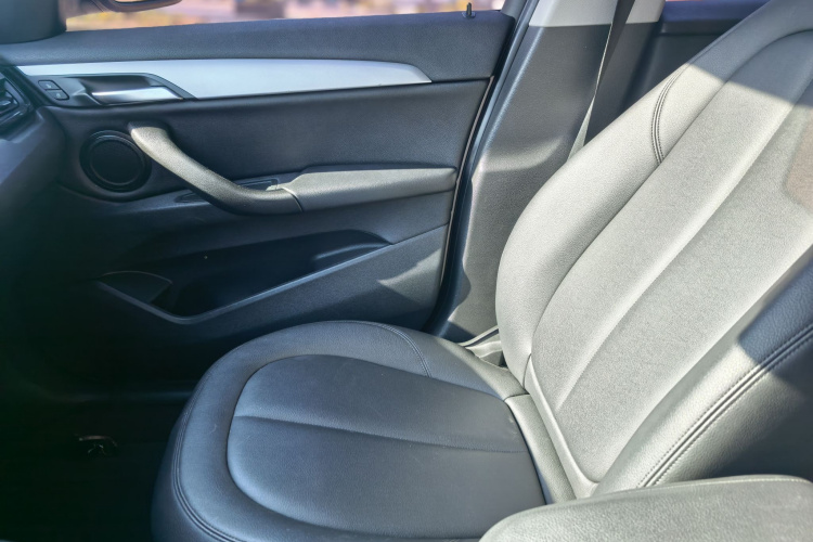 宝马X1 2016款 sDrive18Li 尊享型局部细节41