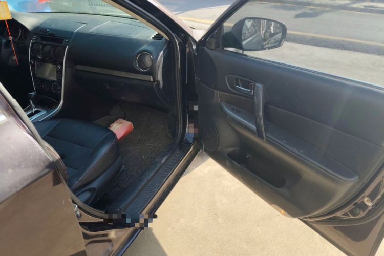 马自达6 2015款 2.0L 自动经典型局部细节9005