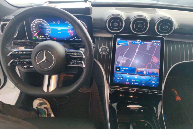 奔驰C级 2023款 改款 C 200 L 运动版中控内饰12