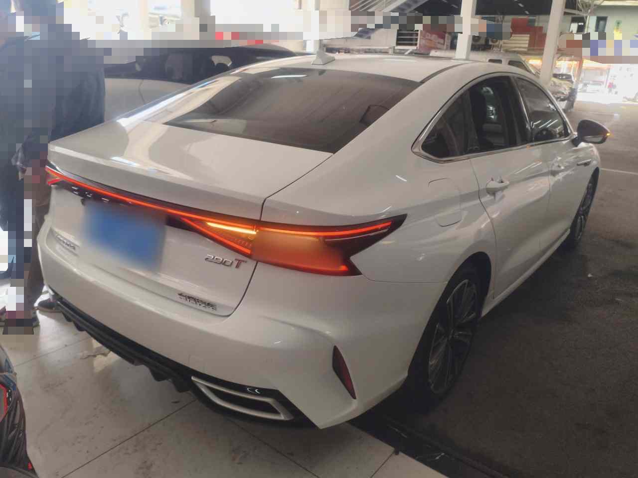 奇瑞 艾瑞泽8 2022款 1.6T DCT逸(4)